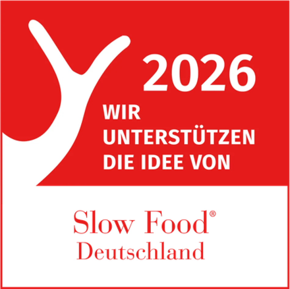 <think> Got it, let's see. The task is to write alt text for an image on a business website. The context is La Pizzeria, and…